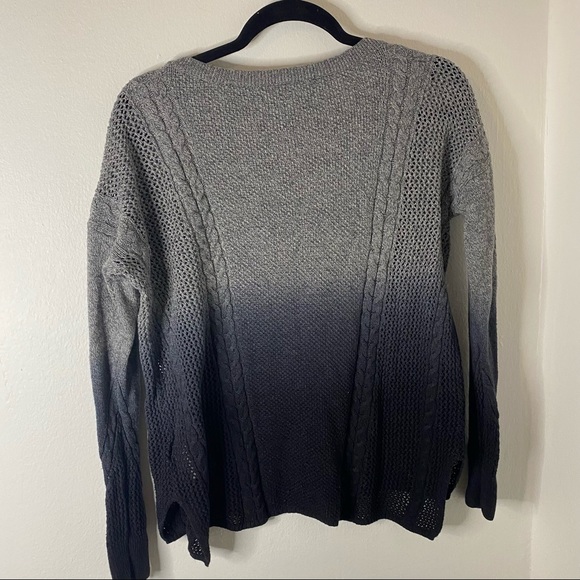 American Eagle grey ombré sweater - Picture 2 of 5